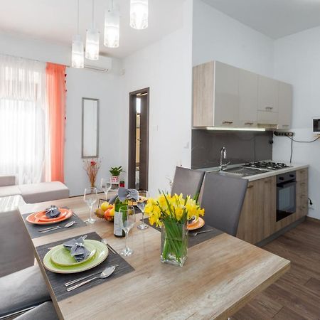 Apartment Caterina ロヴィニ エクステリア 写真
