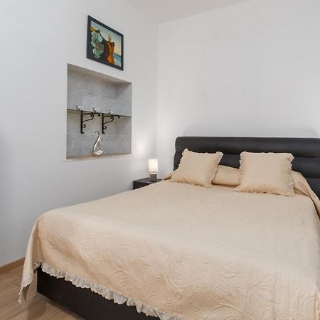 Apartment Caterina ロヴィニ エクステリア 写真